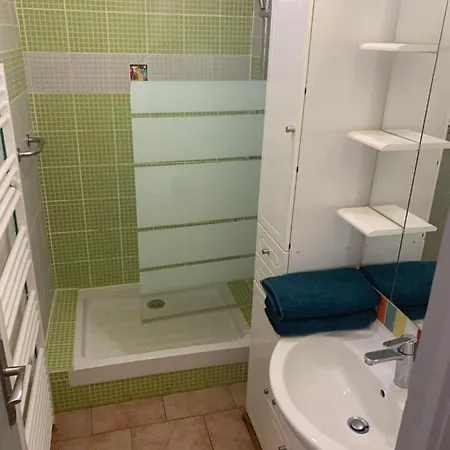 2 Pieces Lumineux * Nîmes