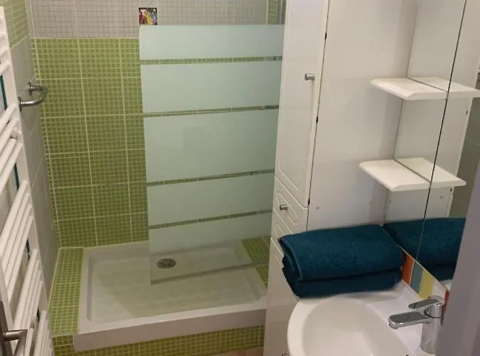 2 Pieces Lumineux * Nîmes